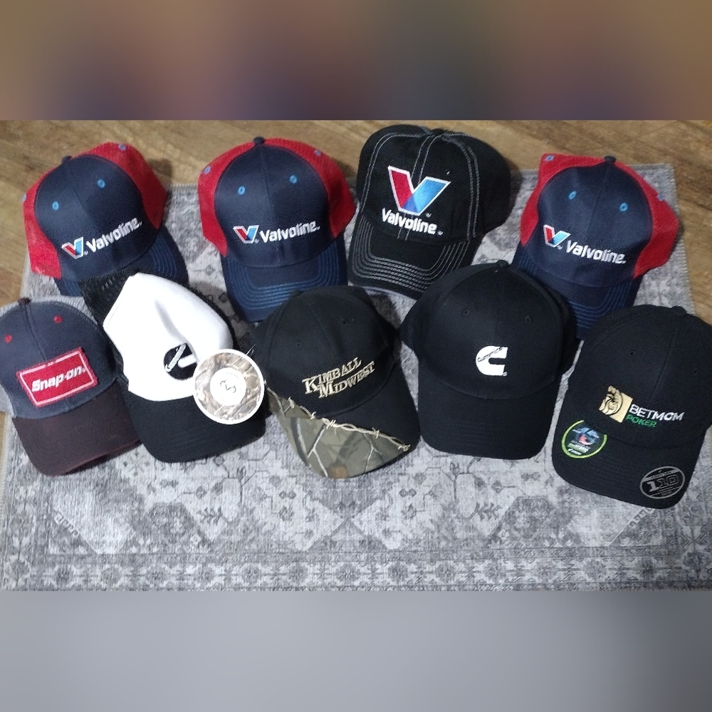 Men's hats lot